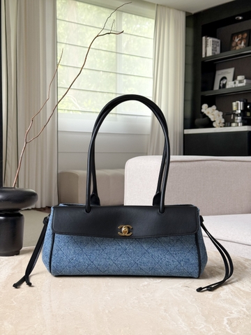 CHANEL 26A 27