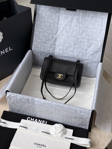 CHANEL 26B 02