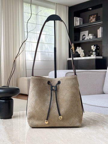 CHANEL 26B 10