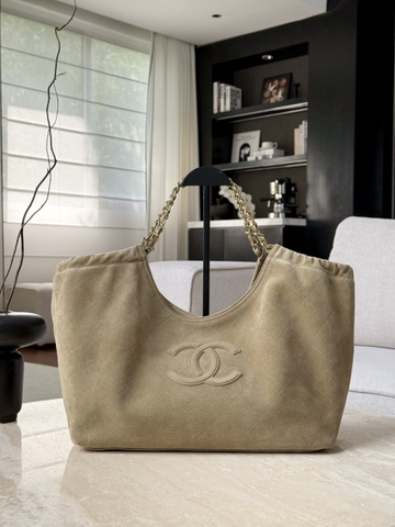 CHANEL 26B 05