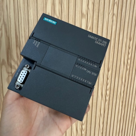 PLC Siemens S7-200 Smart ST20