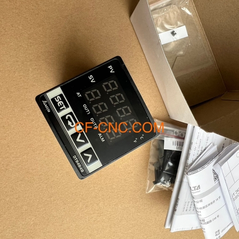 Bộ điều khiển nhiệt độ theo chương trình DTB delta