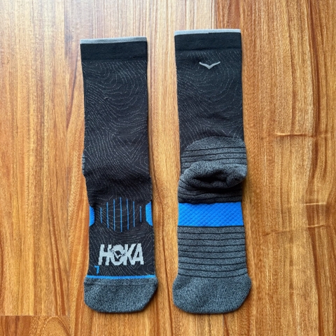 Tất cổ cao Hoka Crew Run Socks