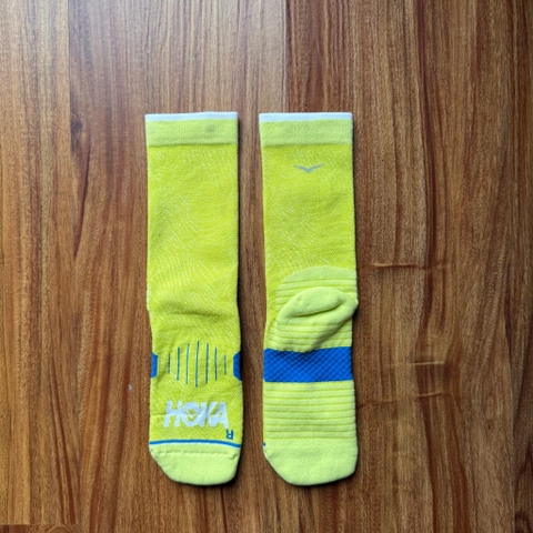 Tất cổ cao Hoka Crew Run Socks