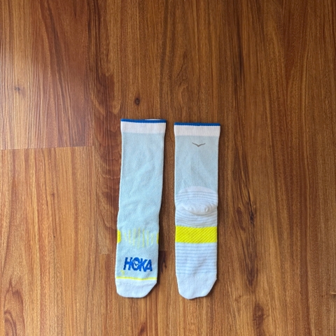 Tất cổ cao Hoka Crew Run Socks