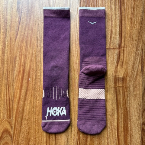 Tất cổ cao Hoka Crew Run Socks