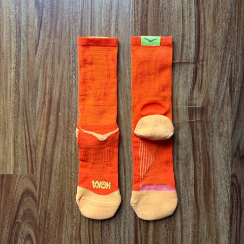Tất cổ cao Hoka Clifton Crew Run Socks