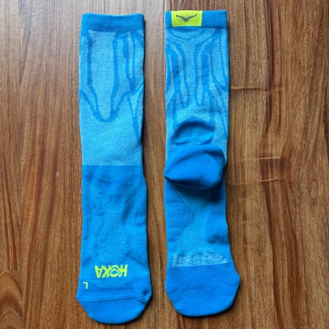 Tất cổ cao Hoka Clifton Crew Run Socks