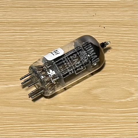 1x Brimar 12AU7 Tấm Đen 17mm. Square Getter Đã Được Kiểm tra trên 100%