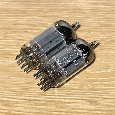Pair Mullard ECC83 Tấm Dài 17mm. O Getter Đã Được Kiểm Tra Rất Mạnh TV-7