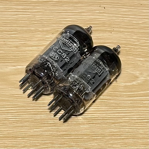 2pcs Mullard ECC82 / 12AU7 Tấm Trung Bình. Đã Được Kiểm Tra 90% TV7