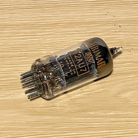 1pcs 12AU7 ECC82 Brimar Tấm Đen Dài 17mm. Square Getter Vacuum Tube Tesred 90% TV7