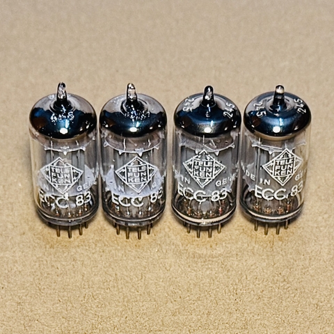 Ống Tiền Khuếch Đại ECC83 / 12AX7 TELEFUNKEN Logo Đáy Kim Cương (LC 50)