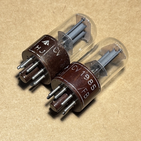 Bóng Đèn CV1985 Brimar. 6SL7GT ECC35 Tấm Mầu Xám Cùng Mã Ngày 1952 Rất Hiếm