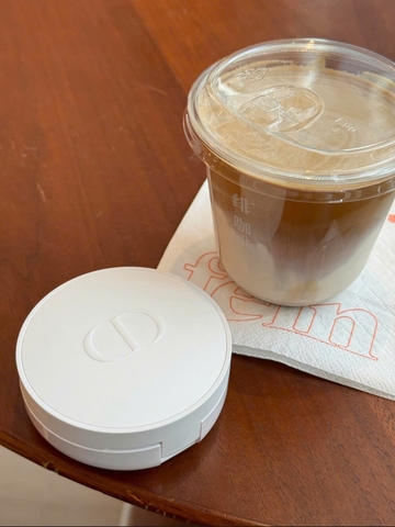 Phấn nước DIOR Snow UV Shield Cushion SPF 50++ (kèm lõi refill)