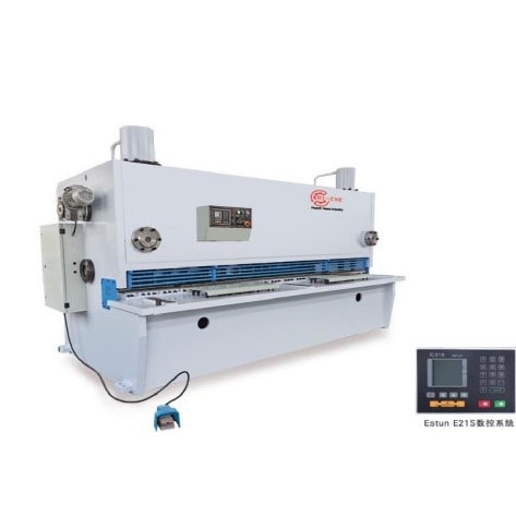 Máy cắt tôn thủy lực