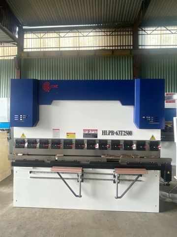 Máy Chấn 63 Tấn 2M5