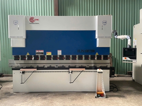 Máy Chấn CNC 110Tấn 3M2 (4N+1)