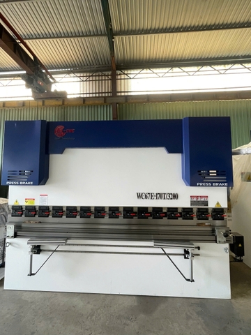 Máy Chấn 170Tấn 3M2