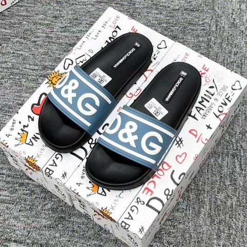 Dép Nam dg chữ to in logo đế êm chân.đế pu chống nước siêu đẹp thời trang sành điệu giá rẻ học sinh sinh viên