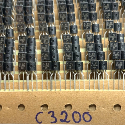 Combo 10 Con Transistor Chân Cắm TO-92 Các Mã C945, A1145, A970, A1268, C2075, C3200, C2240 Loại Tốt