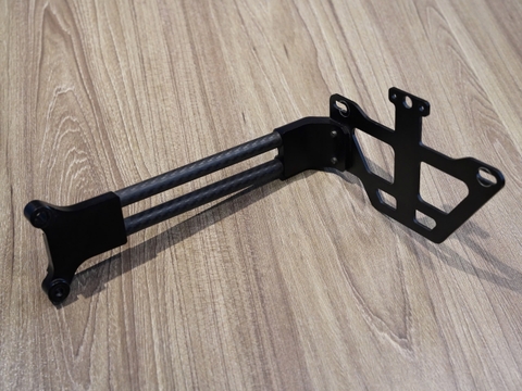 Pát biển số dài cây carbon cho BMW Rninet đen - 201 KG