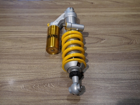 Phuộc sau Ohlin cho BMW Rninet vàng - 294 KG