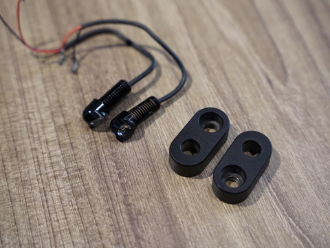 Cặp xi nhan motogadget Tens1 kèm pat - 287