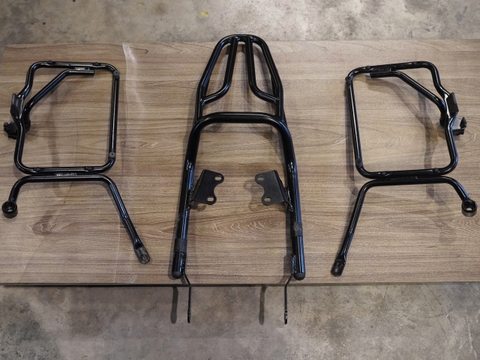 Bộ ba ga sau + khung túi Givi cho Triumph T100 - 387 KG