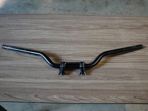 Gù ghi đông + ghi đông zin Triumph T100/T120 màu đen - 440