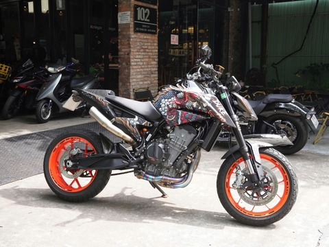 KTM Duke 790 DKLĐ 2022, ODO 13.102 km