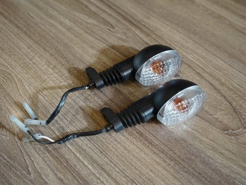 Cặp xi nhan zin Triumph Scrambler 900 - 495