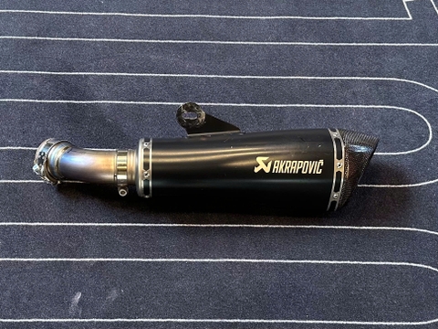 Pô Akrapovic Slip on cho BMW R Ninet (ga dây) - 555 KG
