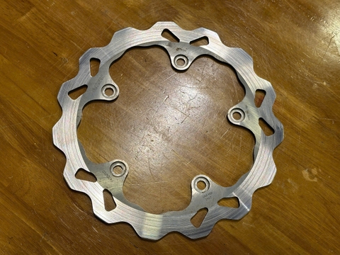 Đĩa thắng sau BMW RNineT - 596KG