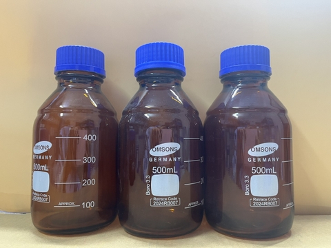 Chai trung tính nâu nắp vặn xanh 500ml, Hãng OMSONS GERMANY