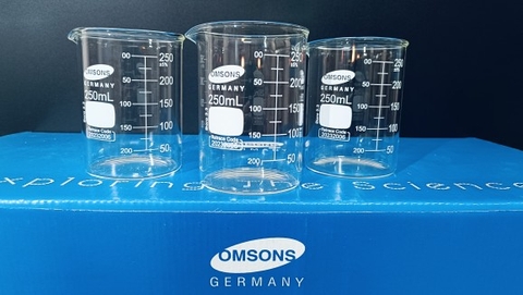 Cốc thủy tinh 250ml có mỏ, chia vạch, Hãng OMSONS GERMANY