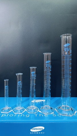 Ống đong thủy tinh 10ml Class A, đế lục giác, Hãng OMSONS GERMANY