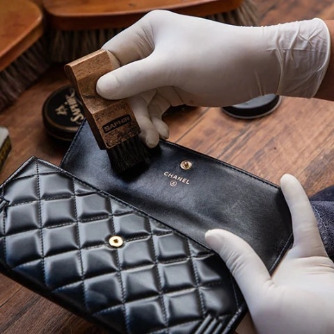 Chăm sóc đồ hiệu