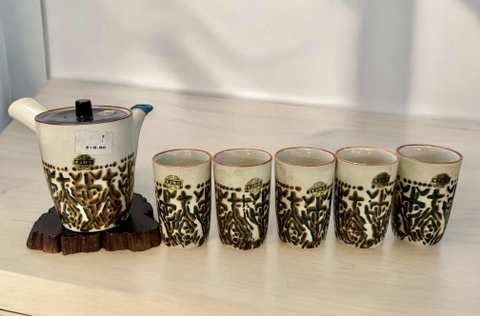 Bộ trà mộc độc đáo