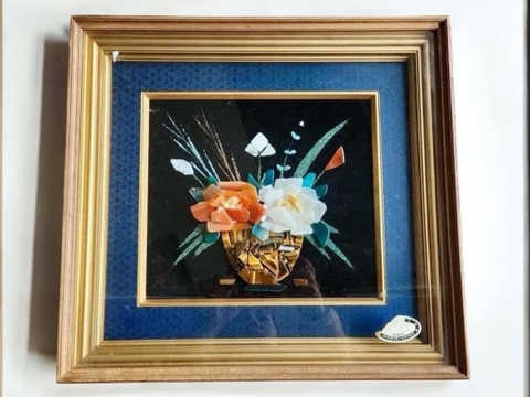 Tranh hoa đá quý