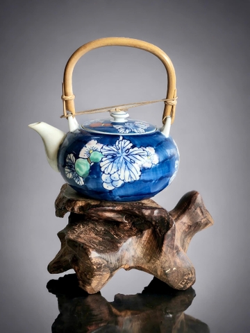 Ấm Arita lọc gốm tổ ong