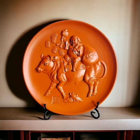 Đĩa cảnh Tokoname thần tài cưỡi trâu