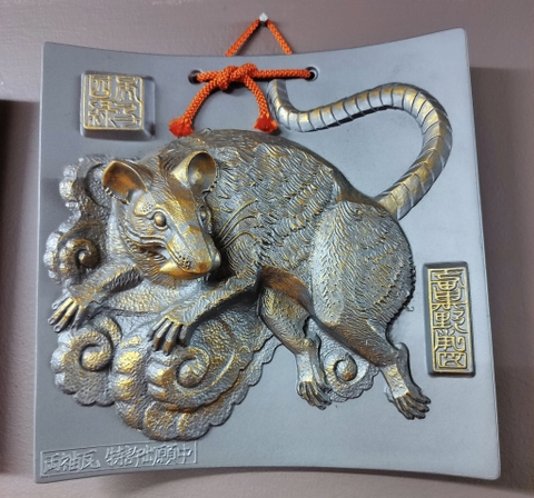 Tranh ngói điêu khắc chuột