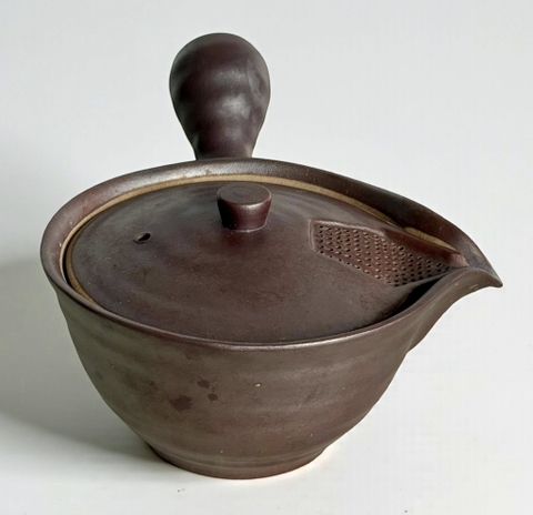 Ấm Banko lọc nắp độc đáo