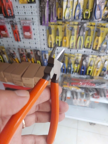 Kìm cắt nhựa lưỡi tròn Fujiya APN-150RS
