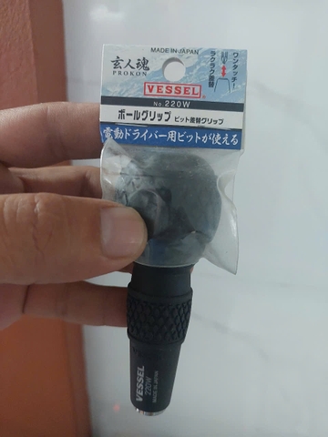 Chuôi tô vít  cán tròn VESSEL 220W