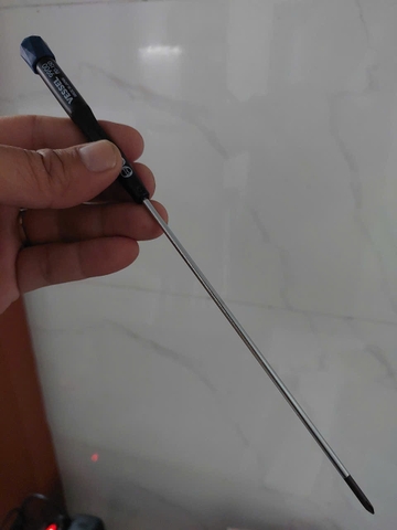 Tô vít bake 4 cạnh siêu nhỏ Vessel No.9900+0x150 (Japan)