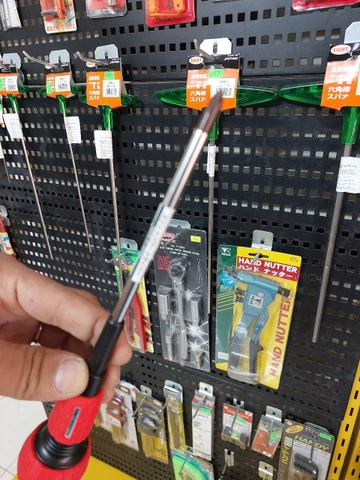 Tô vít 4 cạnh có từ tính ANEX No.7700+2x150