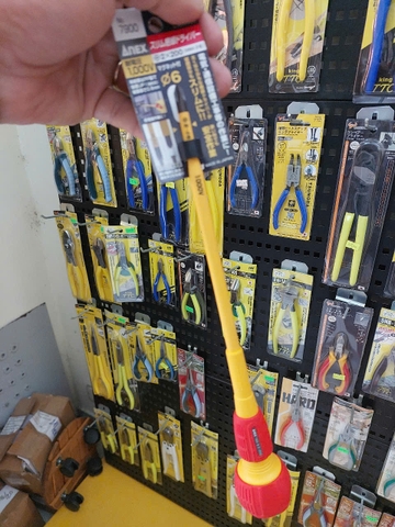 Tô vít cách điện cán tròn ANEX No.7900+2x200