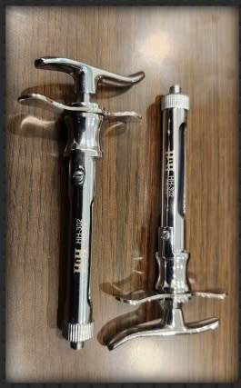 Bơm tiêm áp lực - Pakistan